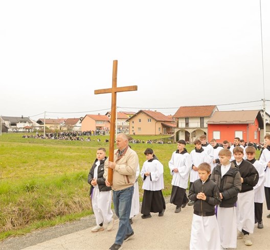 Održan međužupni križni put